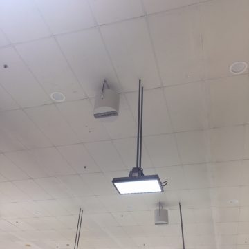 Airius Destratification Retail Aisle Series Fan Installation 2